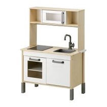 Iabu to ask your opinion which toy kitchen would have greater play value