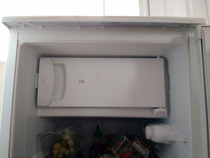 Can't get rid of mouldy smell in fridge