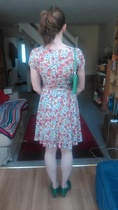 Clueless size ten needs outfit for wedding