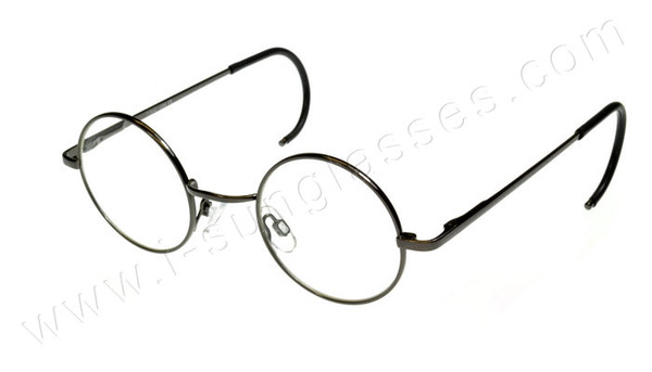 Ahhhhhhhhhhhhhh ...... Glasses/specs at 12 months .... how on earth are you supposed to get them to stay on???