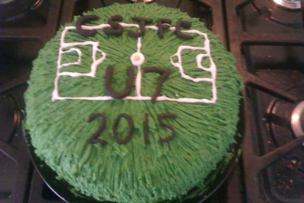 Football pitch cake - which type of icing?