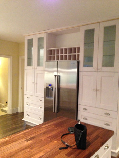 Kitchens without wall cabinets