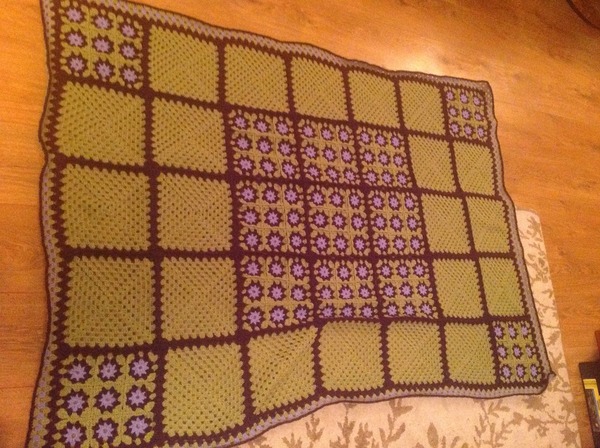 Woolly Hugs: Blankets for the Children of Chernobyl. Squares needed!