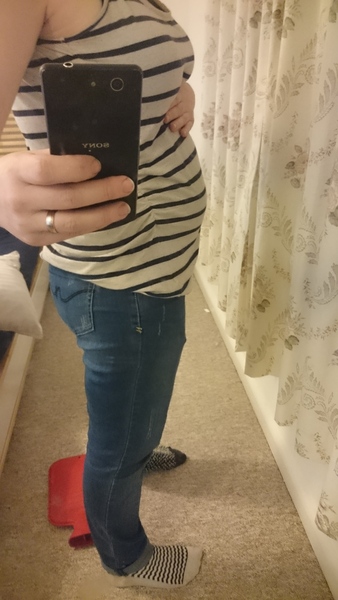 best shit place grass #3. Still pregnant and scans ahoy. End of the year can't come soon enough!