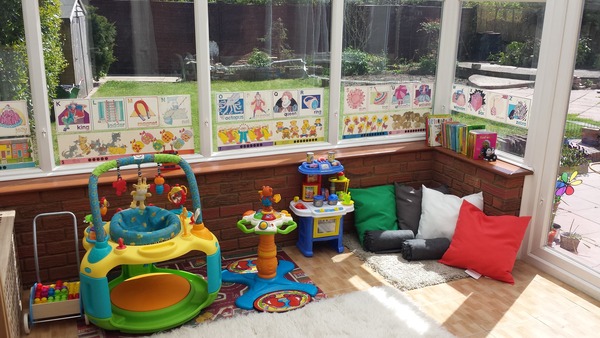 Childminder in Tonbridge - TN10 area