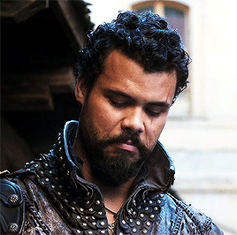 Swagger Inn Thread 101 - we're out & we're proud of our love for The Musketeers