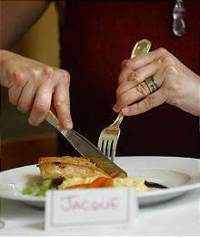 to find watching Dinner Date difficult