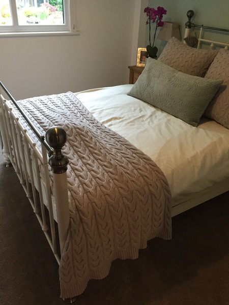 I can't find my cat anywhere (lighthearted)