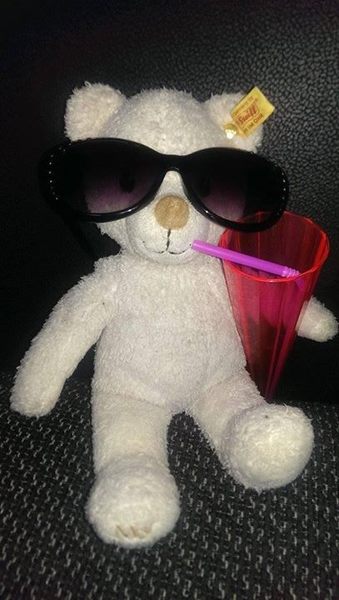 Swagger Inn : Thread 97 - Wenches Keep Wenching....