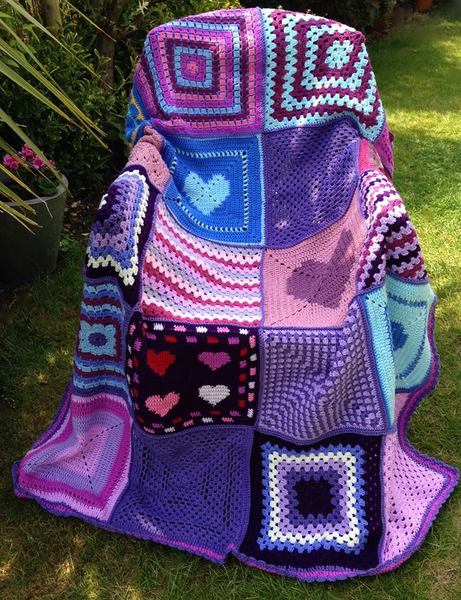 Woolly Hugs: Blankets for the Children of Chernobyl. Squares needed!