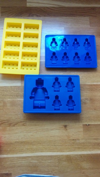 Making chocolate sweets using these moulds
