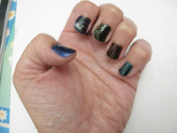 What do we think of this nail colour?