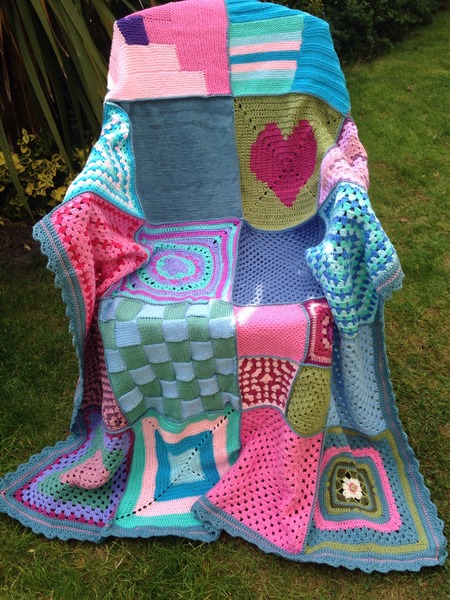 Woolly Hugs: Blankets for the Children of Chernobyl. Squares needed!