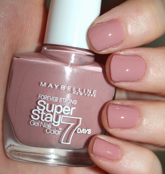 What do we think of this nail colour?