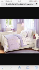 What colour walls for a french style room for dd...
