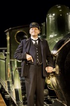 **CLOSED** ***COMPETITION***WIN a family ticket to see 'The Railway Children' at King’s Cross Theatre!