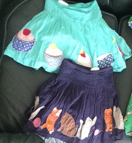 CHILDRENS CLOTHES/SHOES BANK thread