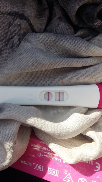 We're peeing over pineapples because we ran out of sticks, but staring at lines is how we get our kicks! Fred 50 was lucky with 6 BFPs, and lots of grads are about to do babies! We are Just Shaggin 51