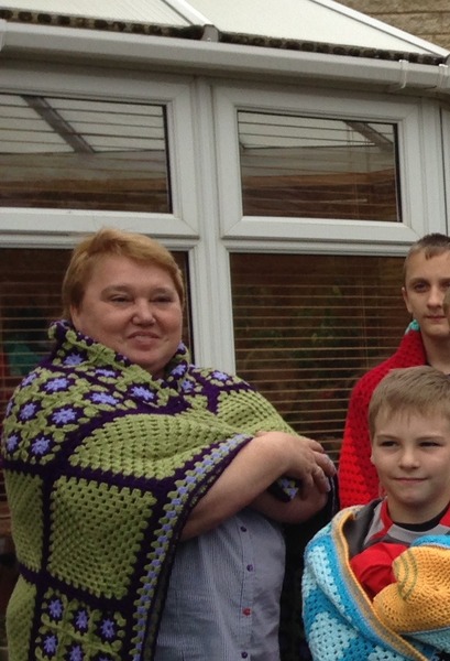 Woolly Hugs: Blankets for the Children of Chernobyl. Squares needed!