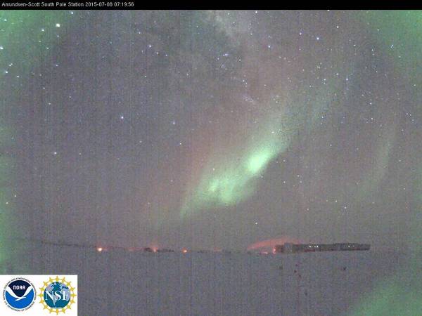 Armchair aurora watching