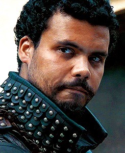 Swagger Inn Thread 102 - It's Raining HBF Musketeers (We Wish)