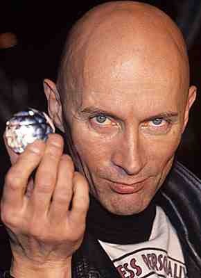 to think Tim Curry in rocky horror is the sexiest man alive