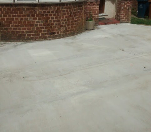 mil's new neighbours have concreted over their drive