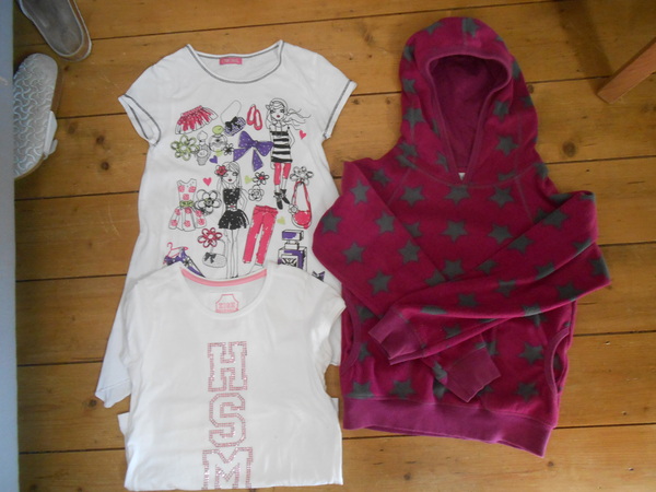 CHILDRENS CLOTHES/SHOES BANK thread