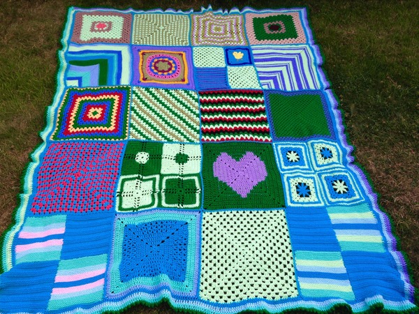 Woolly Hugs: Blankets for the Children of Chernobyl. Squares needed!