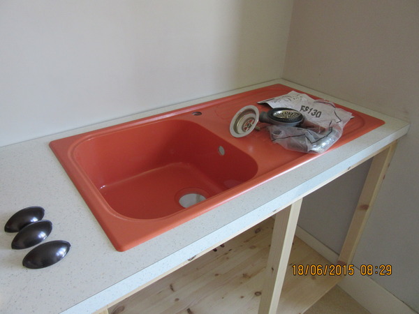 who has just had / is having a new kitchen, please come and discuss with me.