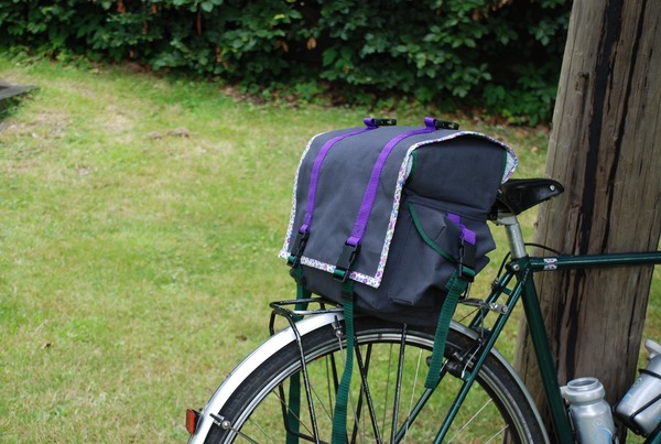 I made a bag - first proper (non simple shopper) bag ... for my bike.