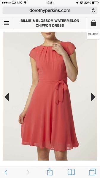 can somebody find me a dress pleaseee?