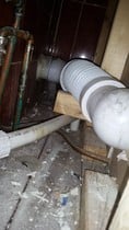 can someone please help me with this bathroom setup - maybe one for pigletjohn??