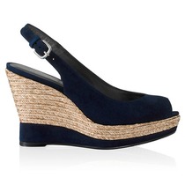 What to wear to a posh restaurant when you don't wear dresses