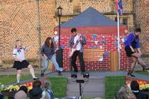 Win a family ticket to see Mr Stink outdoors at Nottingham Castle