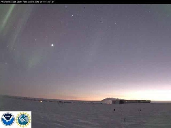 Armchair aurora watching