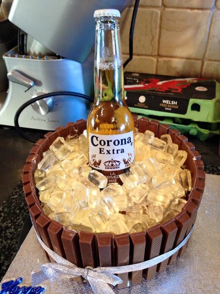 Kit Kat Ice Bucket Caje
