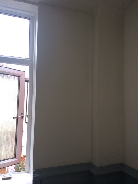 Can anyone advise how to paint over old paint? (PIGLET JOHN klaxon)