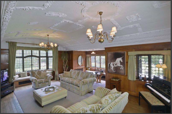 Totally lust after this house