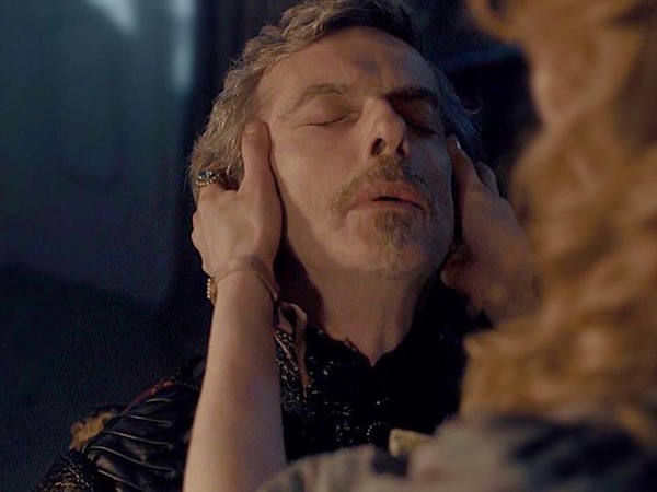 Swagger Inn Thread 107 : Wenches All on a Summer Holiday