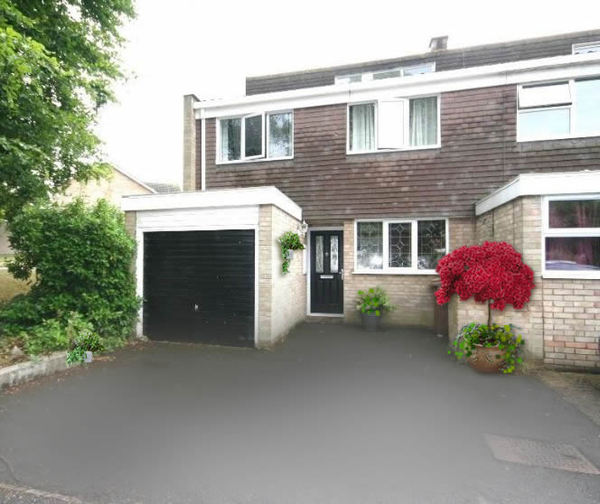 Help needed to 'dress' my house