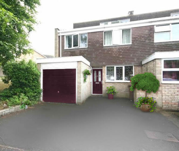 Help needed to 'dress' my house