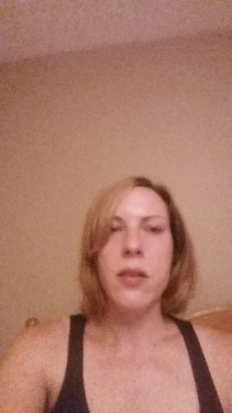 Someone tell me what to do with my hair (pic included)