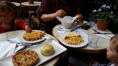 Café Rouge menu pour enfant feedback thread: find out how the MNers got on checking out the new kids' menu! NOW CLOSED
