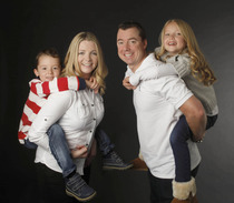 WIN!! Family portrait photo shoot worth over £300