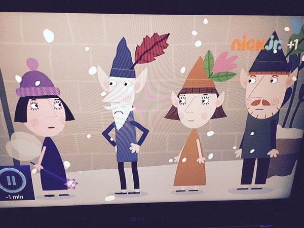 is anyone else watching the Labour candidates on ch4 just now?