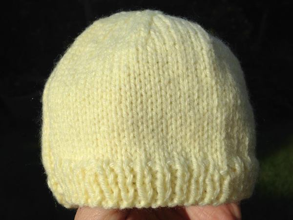 Woolly Hugs. Supporting refugees, lovely crafters and donors, fabulous Mumsnetters we need your help.