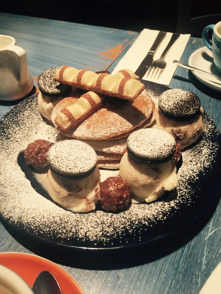 February 2016 - Boobs are growing, sickness is going, and some of us are finally showing!!