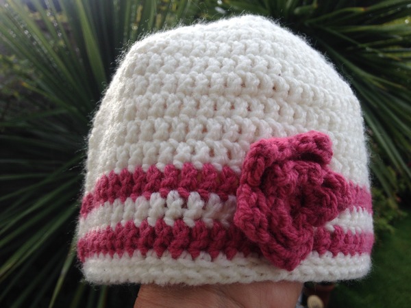 Woolly Hugs. Supporting refugees, lovely crafters and donors, fabulous Mumsnetters we need your help.