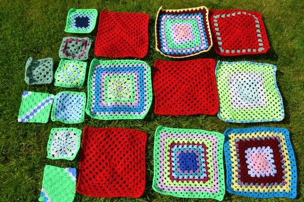 Woolly Hugs. Supporting refugees, lovely crafters and donors, fabulous Mumsnetters we need your help.